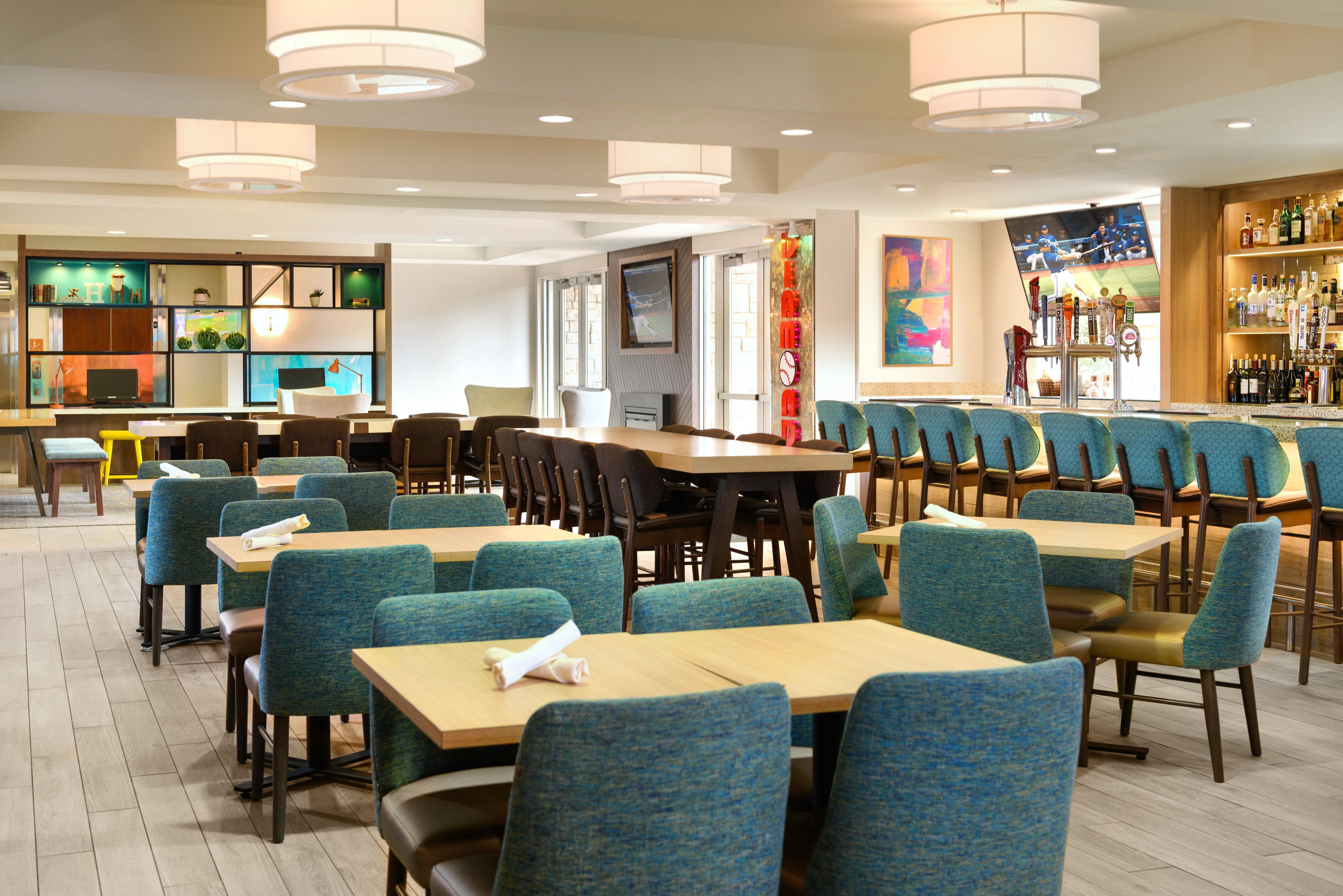 Airport By Ihg Hotel 3*